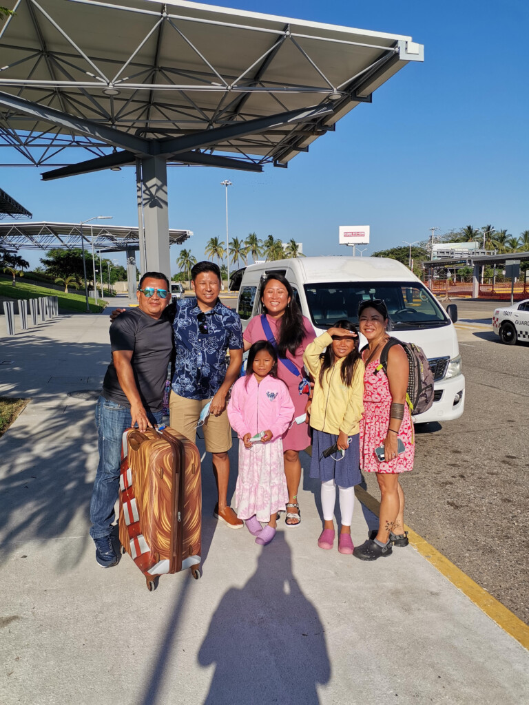 ACAPULCO Airport Shuttle Service 3